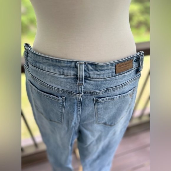 Velvet Heart Women’s Denim Jeans Sz 28 Roelle Girlfriend Slim Floral Embroidery - Picture 3 of 10